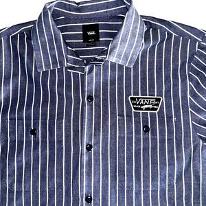 Vans Men’s Coleman Short Sleeve Blue/White Striped Button Down Shirt Medium